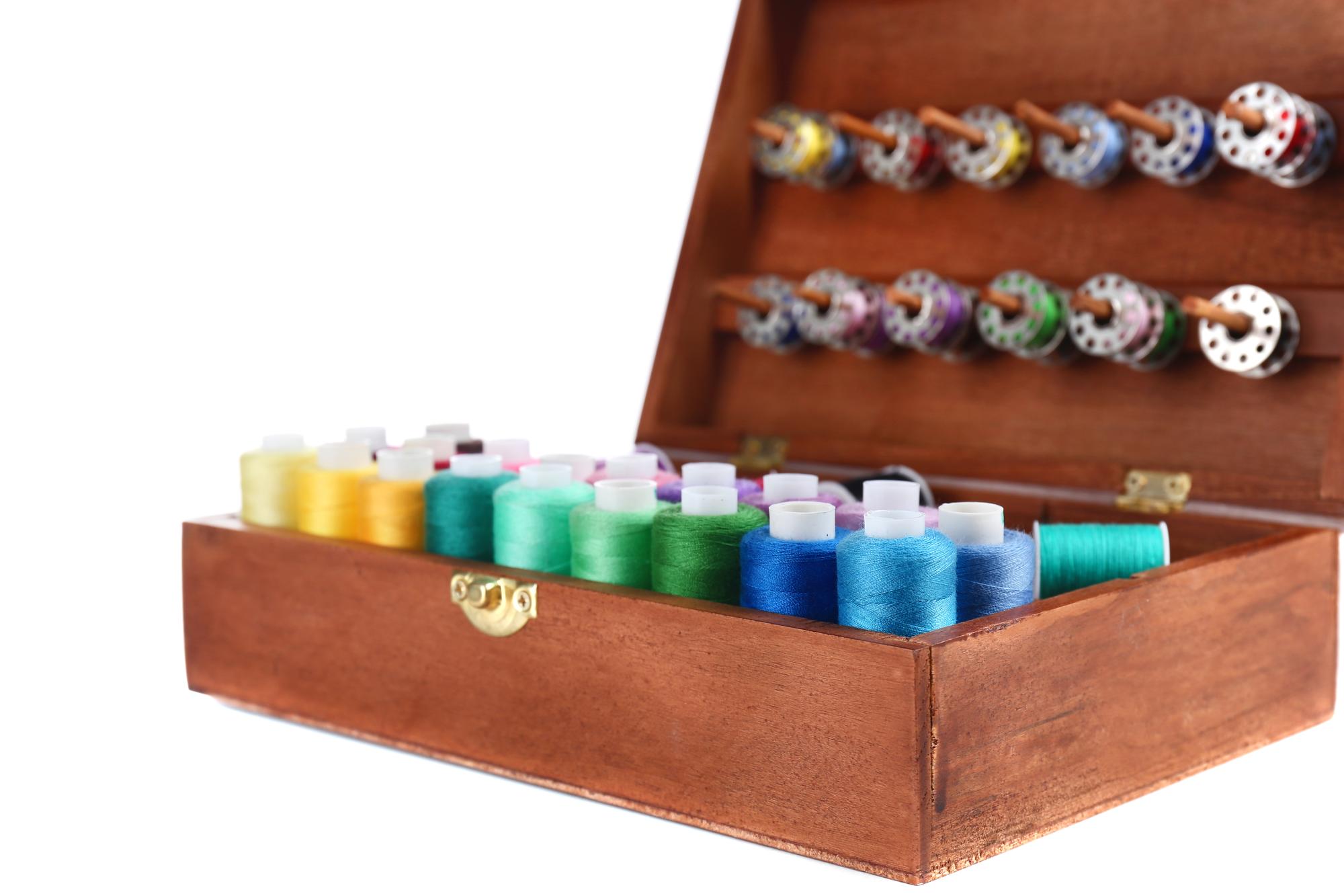 Cofanetto con kit materiali e schede tecniche